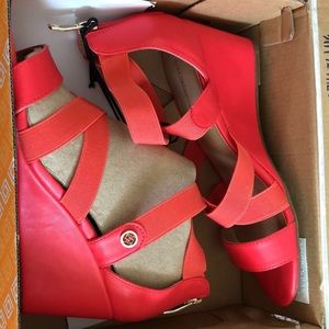 Liz Claiborne Rhodes wedges
